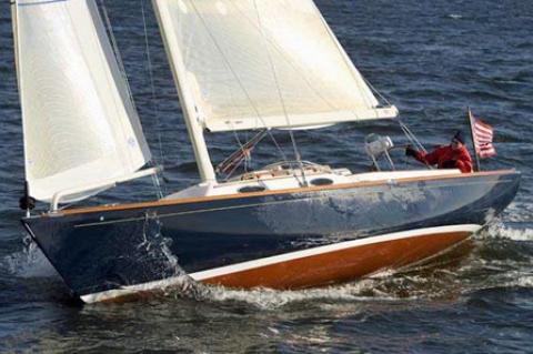 Alerion Express 33