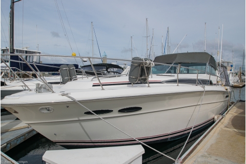 1990 Sea Ray 390 Express