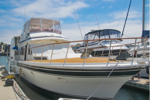 1987 Spindrift Cockpit Motor Yacht/Aft Cabin