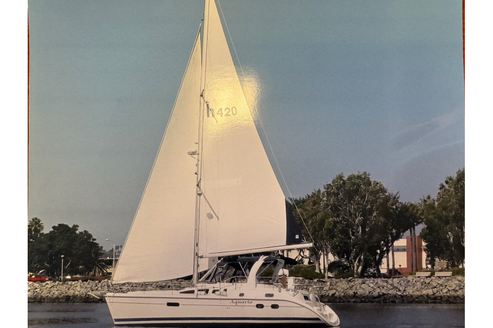 2000 Hunter Passage 420