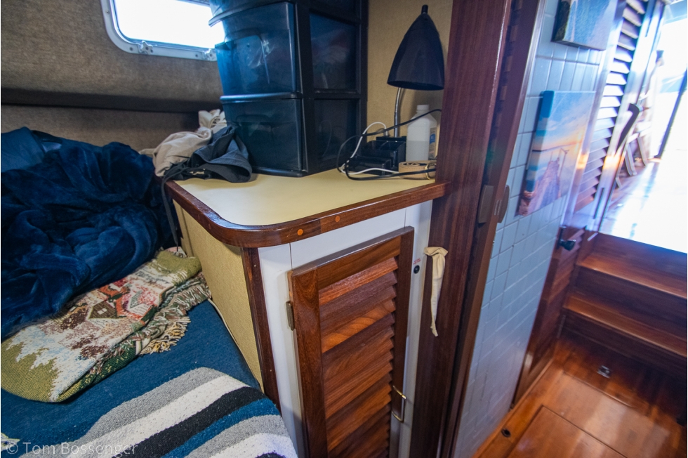 1981 Mainship 34 Trawler