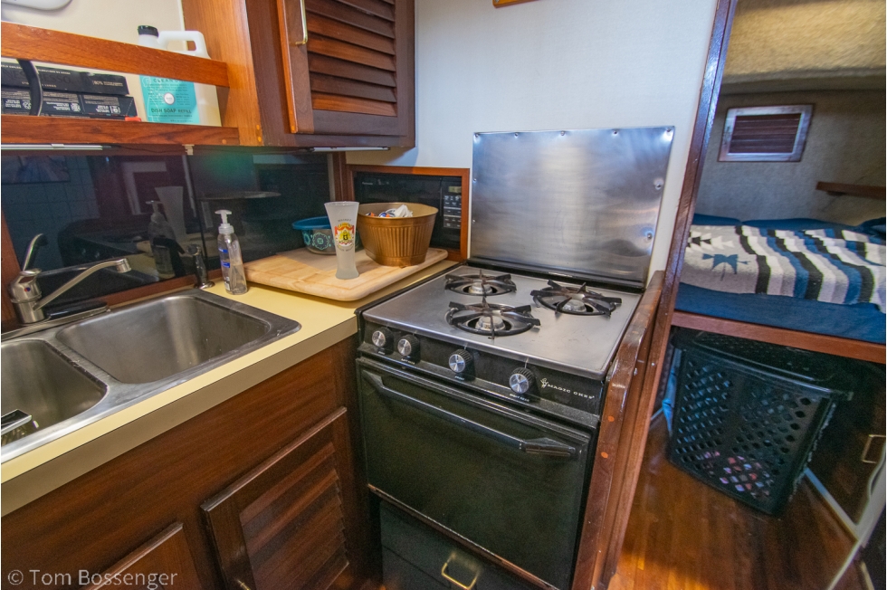 1981 Mainship 34 Trawler