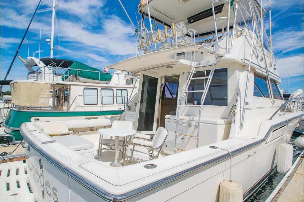 1993 Tiara Yachts 4300 Convertible