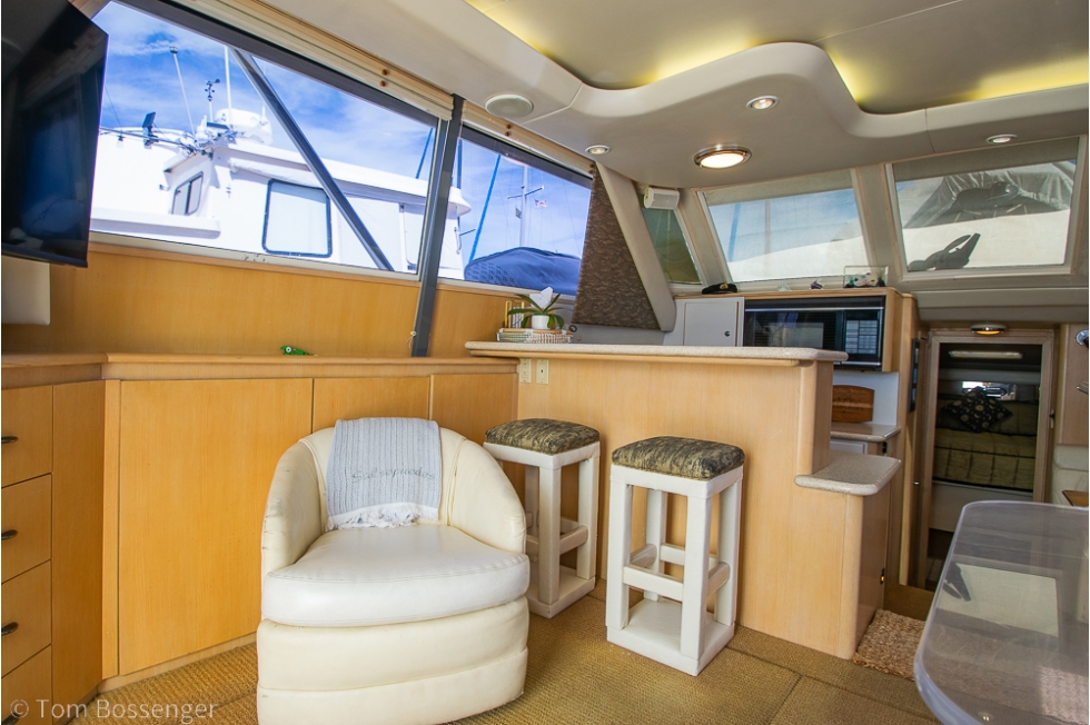 1993 Tiara Yachts 4300 Convertible