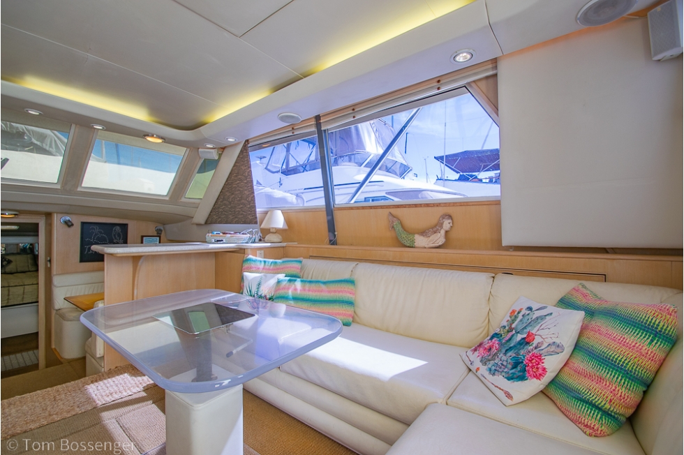 1993 Tiara Yachts 4300 Convertible