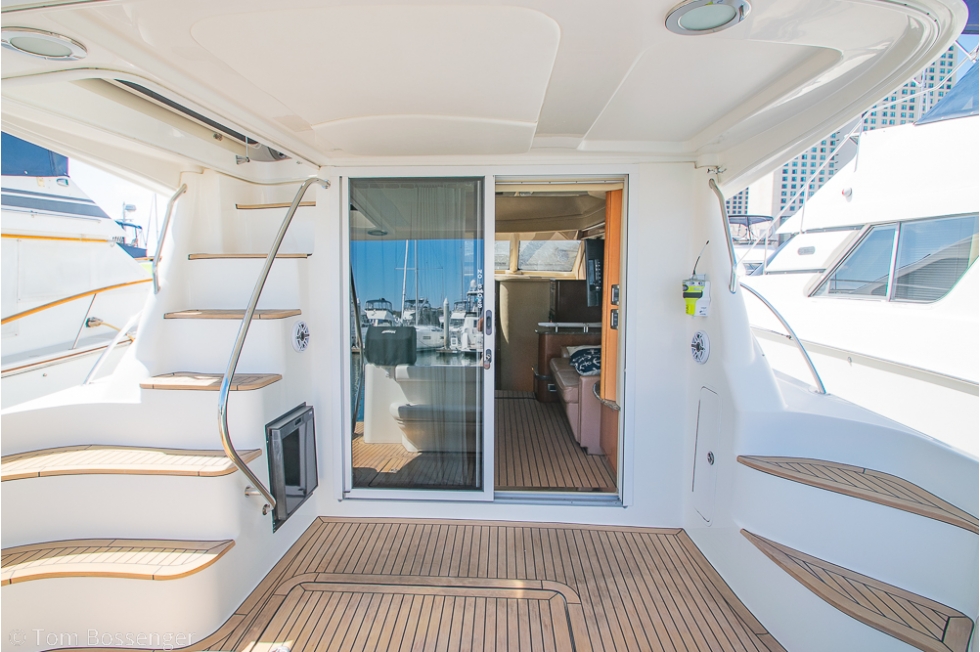 2005 Sea Ray 420 Sedan Bridge